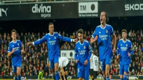 “澳网男单第3轮：德约科维奇VS马哈奇 精彩对决回顾”