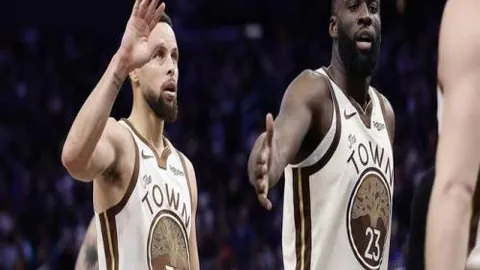 大乐透期号专家质合分析：保级战与争冠对决预测